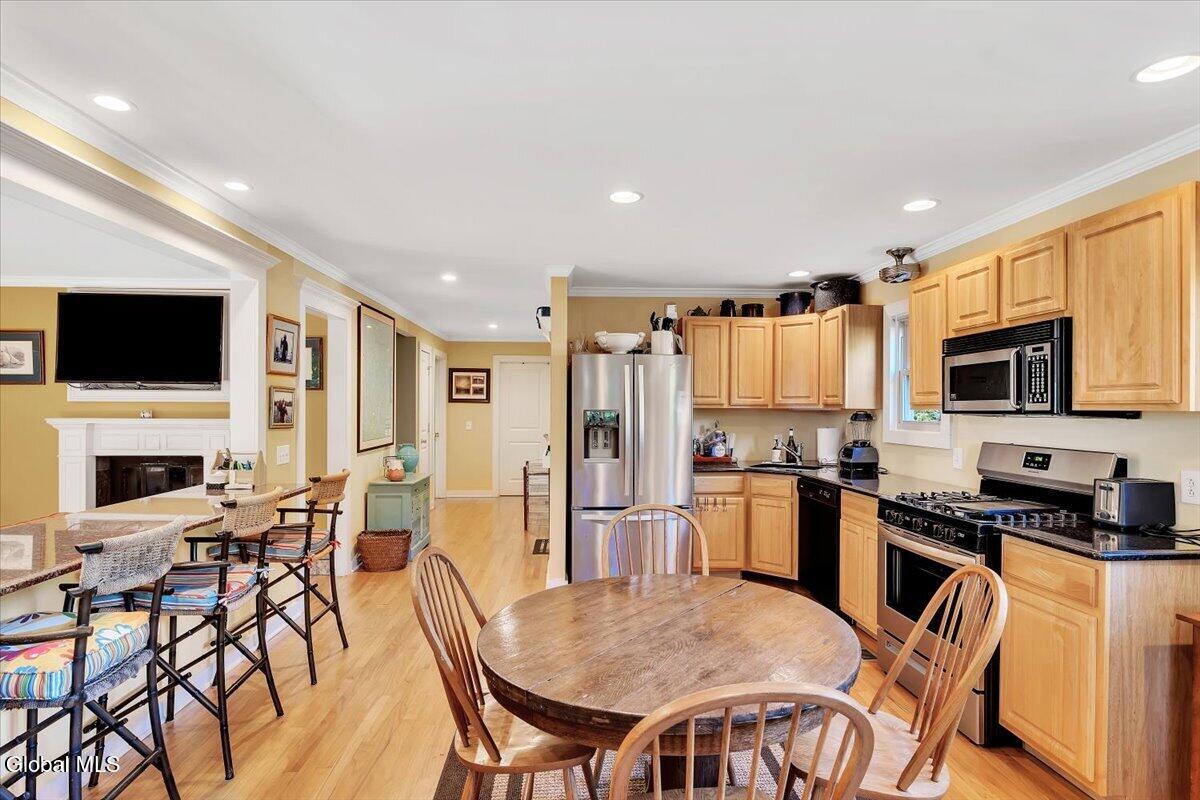 83 Pilot Knob Road Queensbury, NY 12844 - Photo 6 of 39 24-P1208930