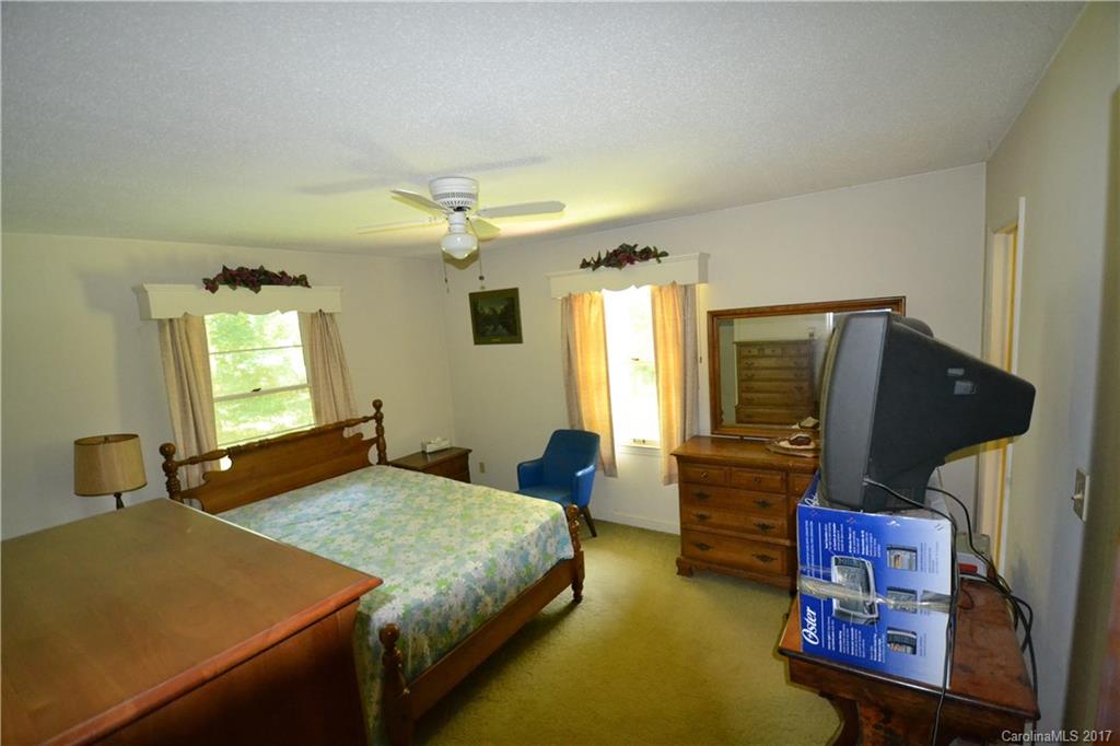 8088 Graham Road, Unit 1 Denver, NC 28037 - Photo 5 of 16 Gallery Image 5