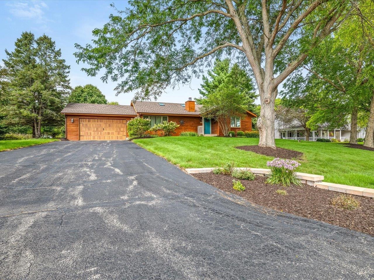 584 Sunnyfield Road Belvidere, IL 61008 - Photo 4 of 53 Gallery Image 4