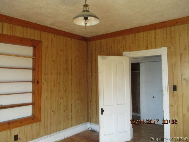 8136 Buckley Hall Road Hudgins, VA 23076 - Photo 7 of 21 Gallery Image 7