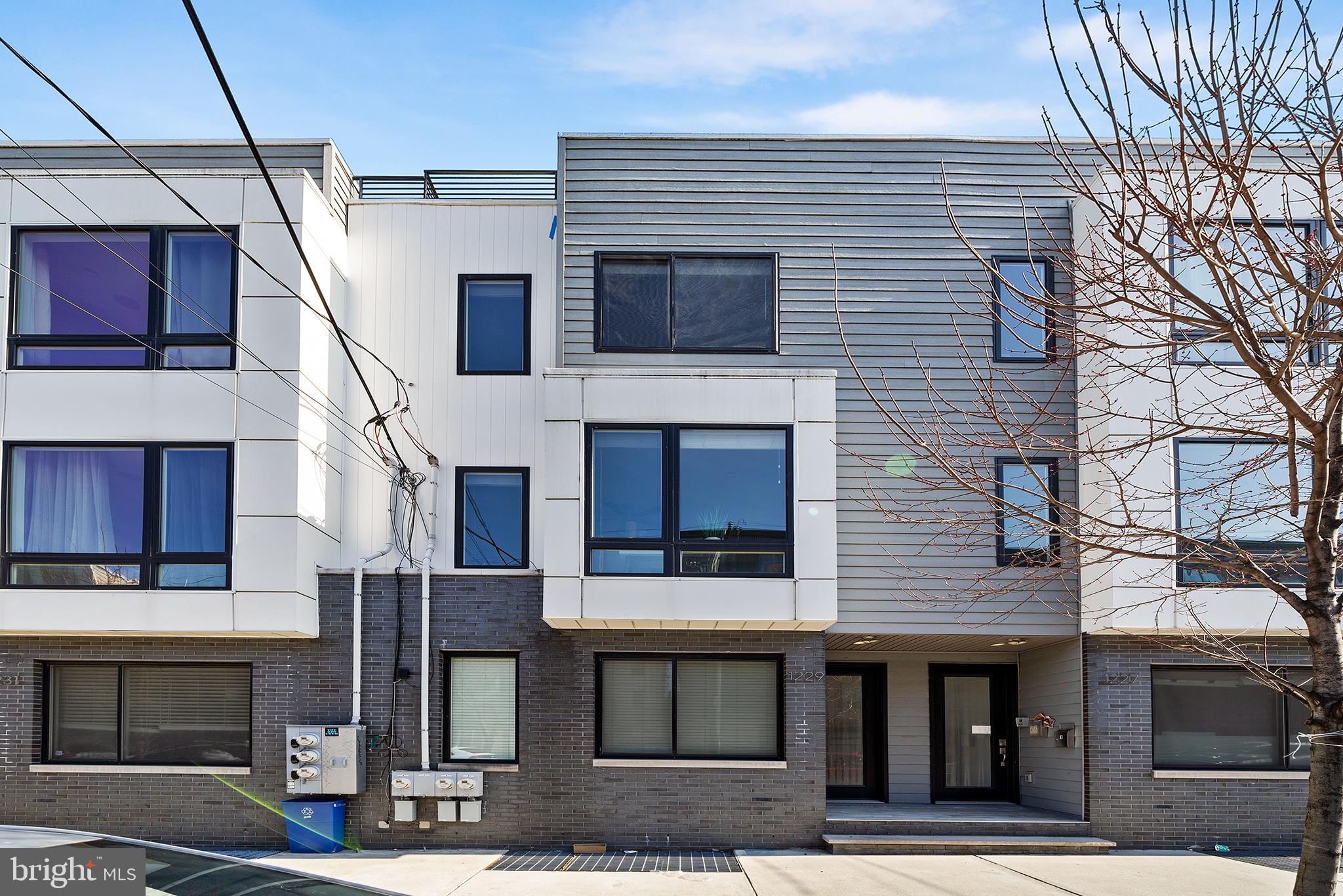 1229 North 5th Street, Unit 2 Philadelphia, PA 19122 - Photo 2 of 23 Front facade