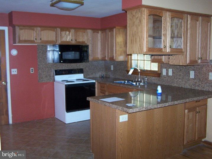 204 Barcroft Road, Unit 1 York, PA 17406 - Photo 7 of 12 Gallery Image 7