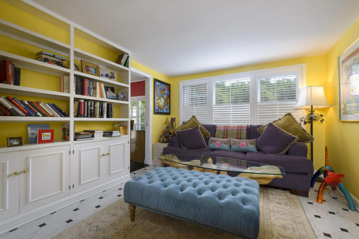 244 Hot Springs Road Santa Barbara, CA 93108 - Photo 19 of 36 Den