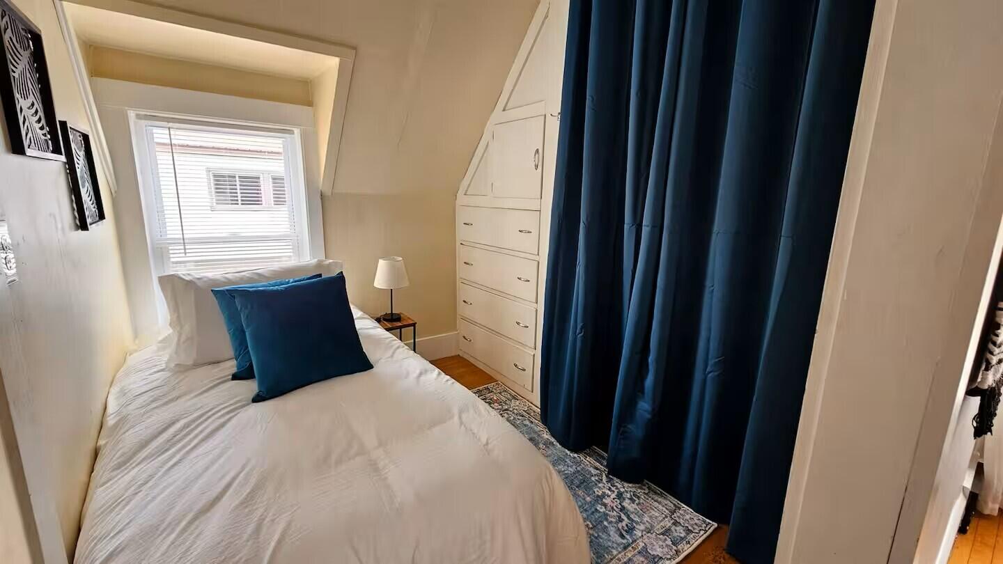 34 Western Avenue Waterville, ME 04901 - Photo 20 of 34 20. Den