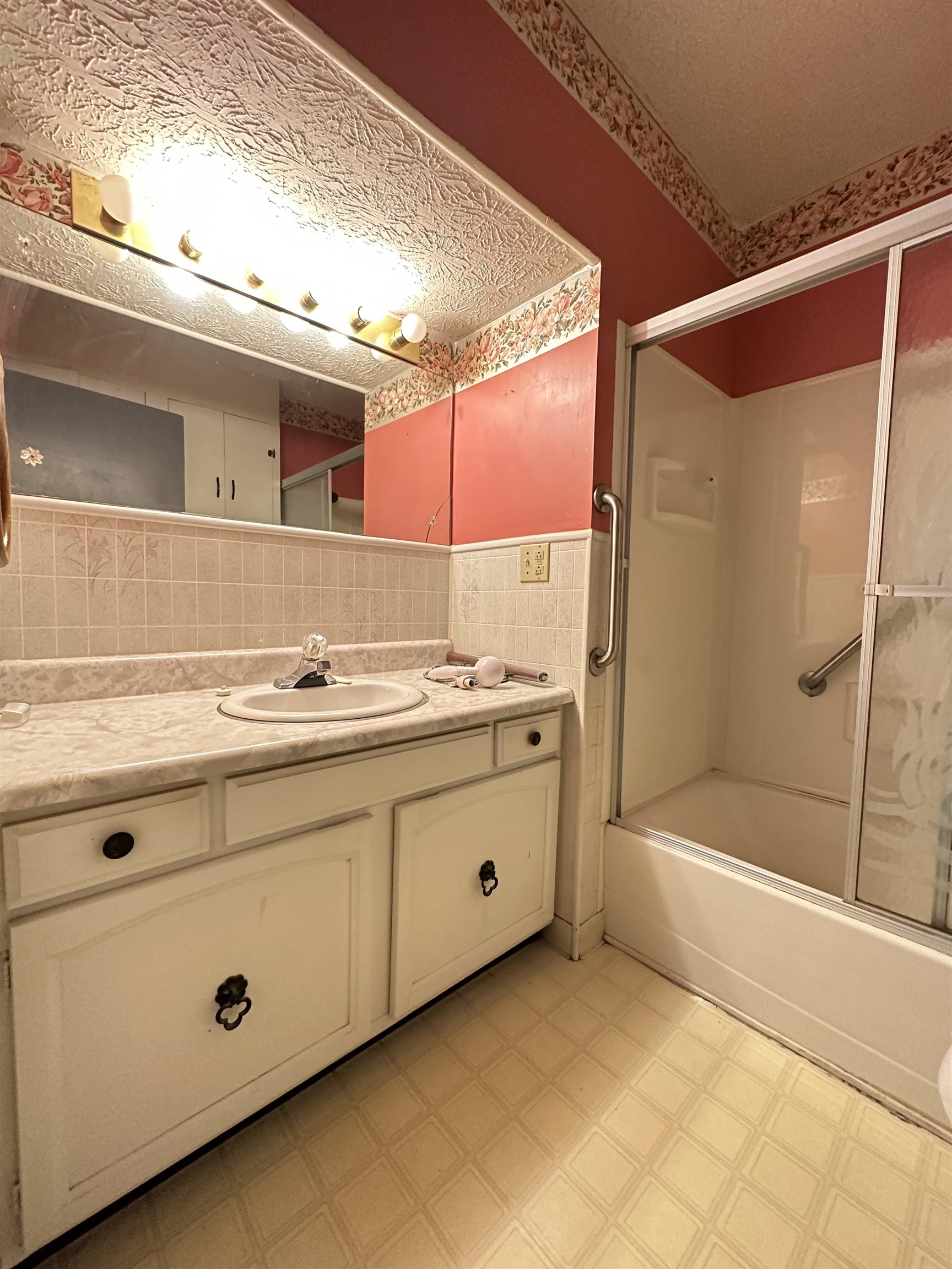 319 West Dog Ridge Road Ashland, KY 41102 - Photo 21 of 34