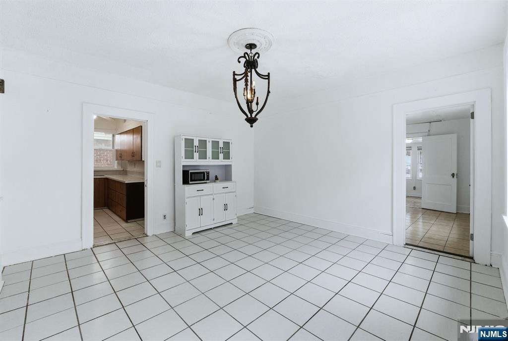 44 Malcolm Avenue Garfield, NJ 07026 - Photo 10 of 50