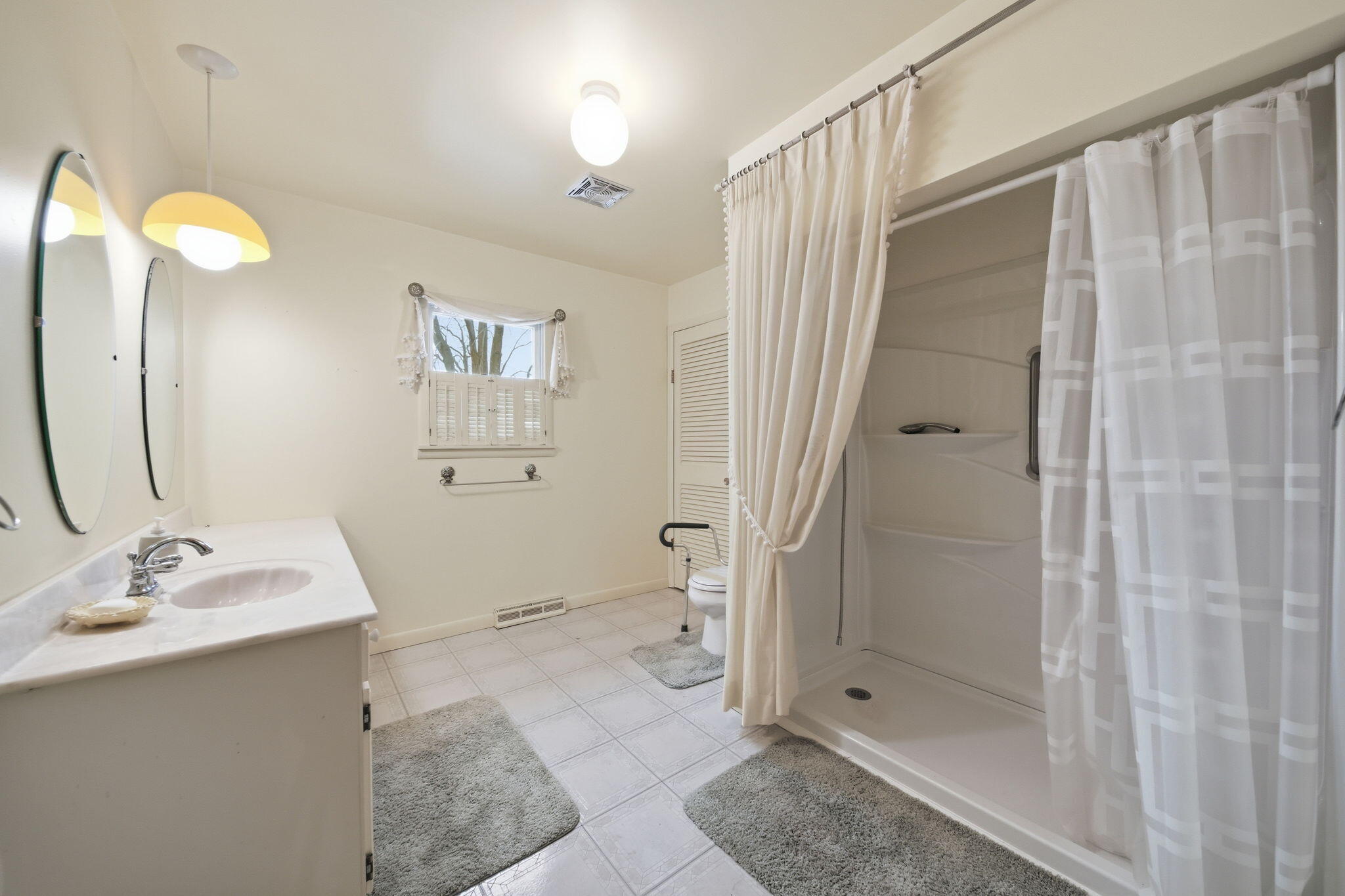 14940 Medina Road Hudson, MI 49247 - Photo 12 of 60 Full Bath