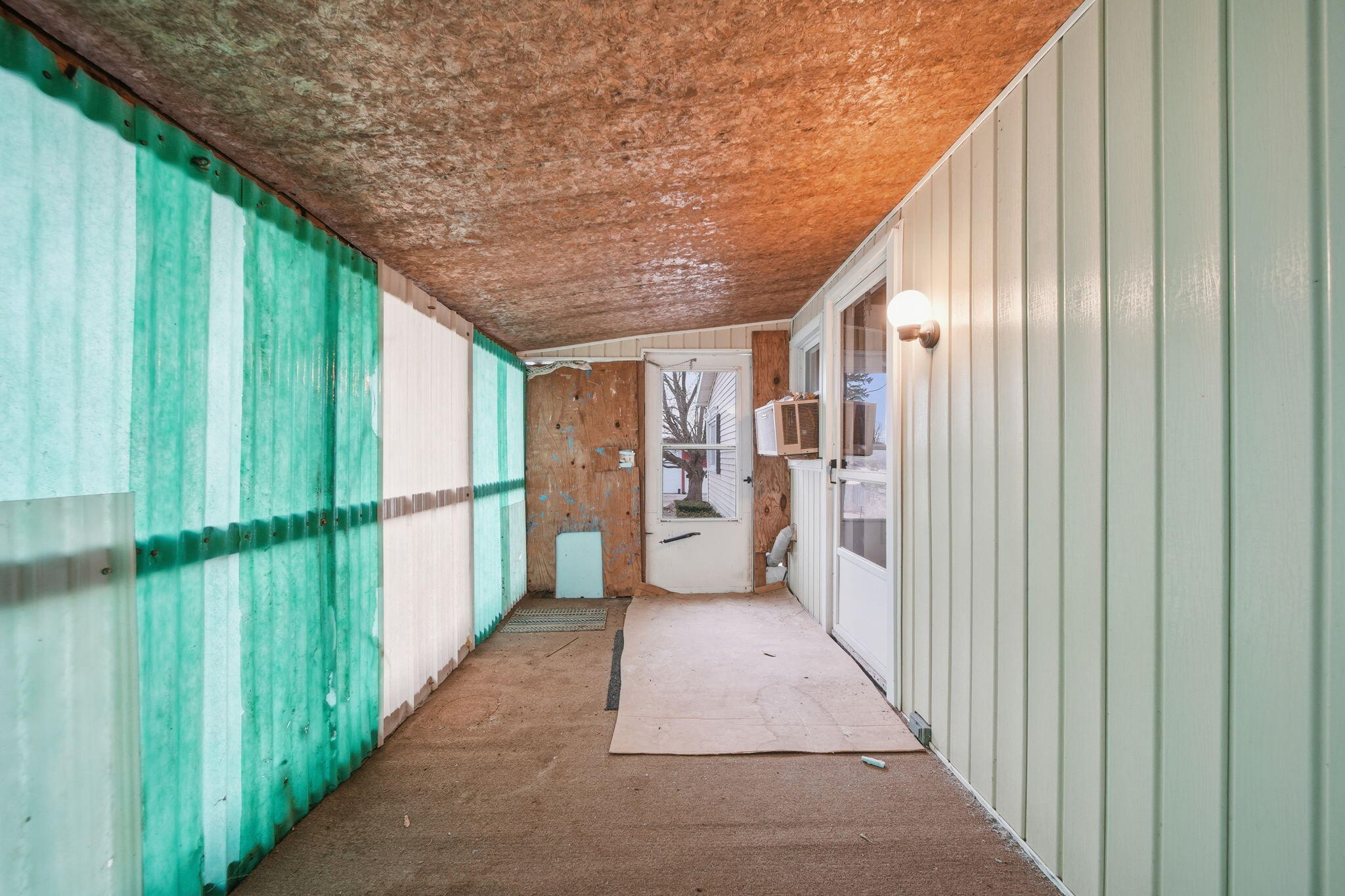 14940 Medina Road Hudson, MI 49247 - Photo 40 of 60 covered back deck