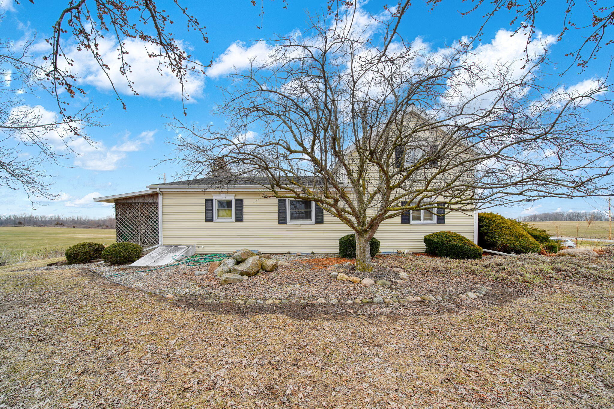 14940 Medina Road Hudson, MI 49247 - Photo 44 of 60 26-web-or-mls-DSC04424_HDR