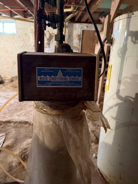 14940 Medina Road Hudson, MI 49247 - Photo 49 of 60 Softener