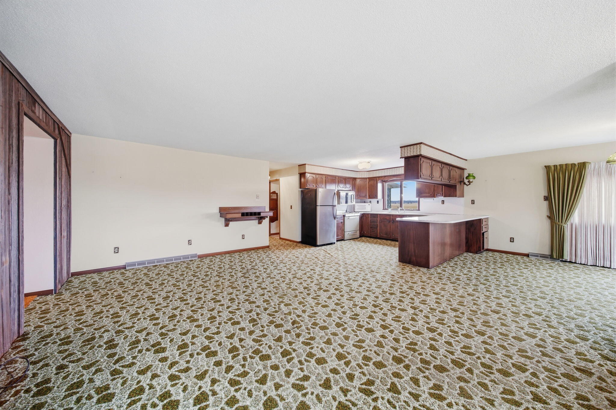 14940 Medina Road Hudson, MI 49247 - Photo 7 of 60 Open Area