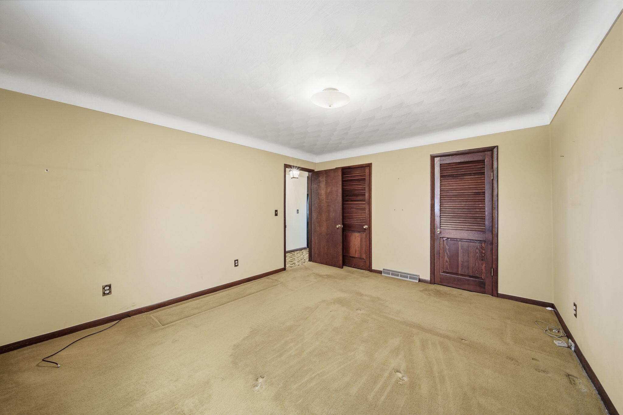 14940 Medina Road Hudson, MI 49247 - Photo 9 of 60 Bedroom 1