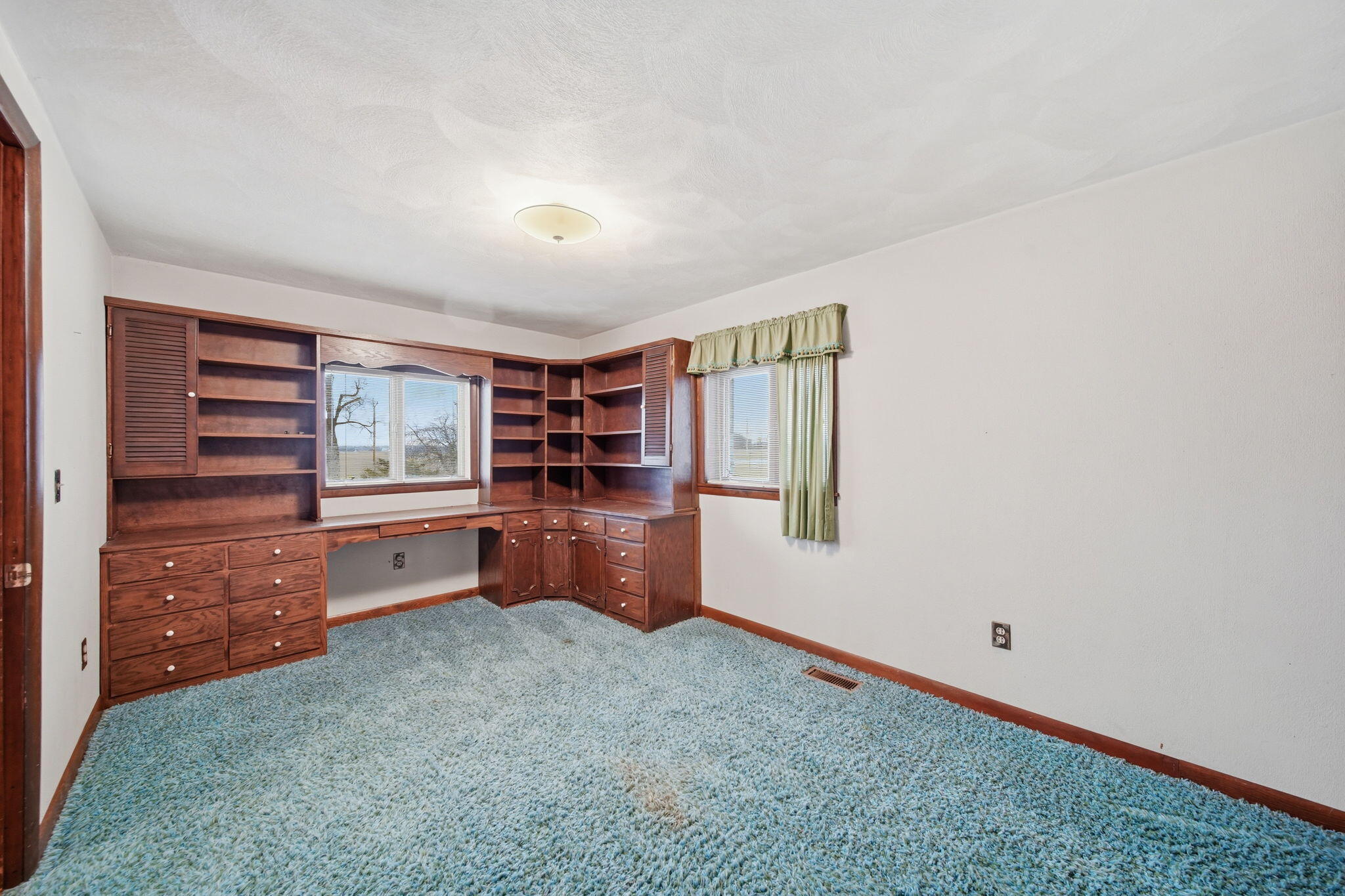 14940 Medina Road Hudson, MI 49247 - Photo 10 of 60 Bedroom 2