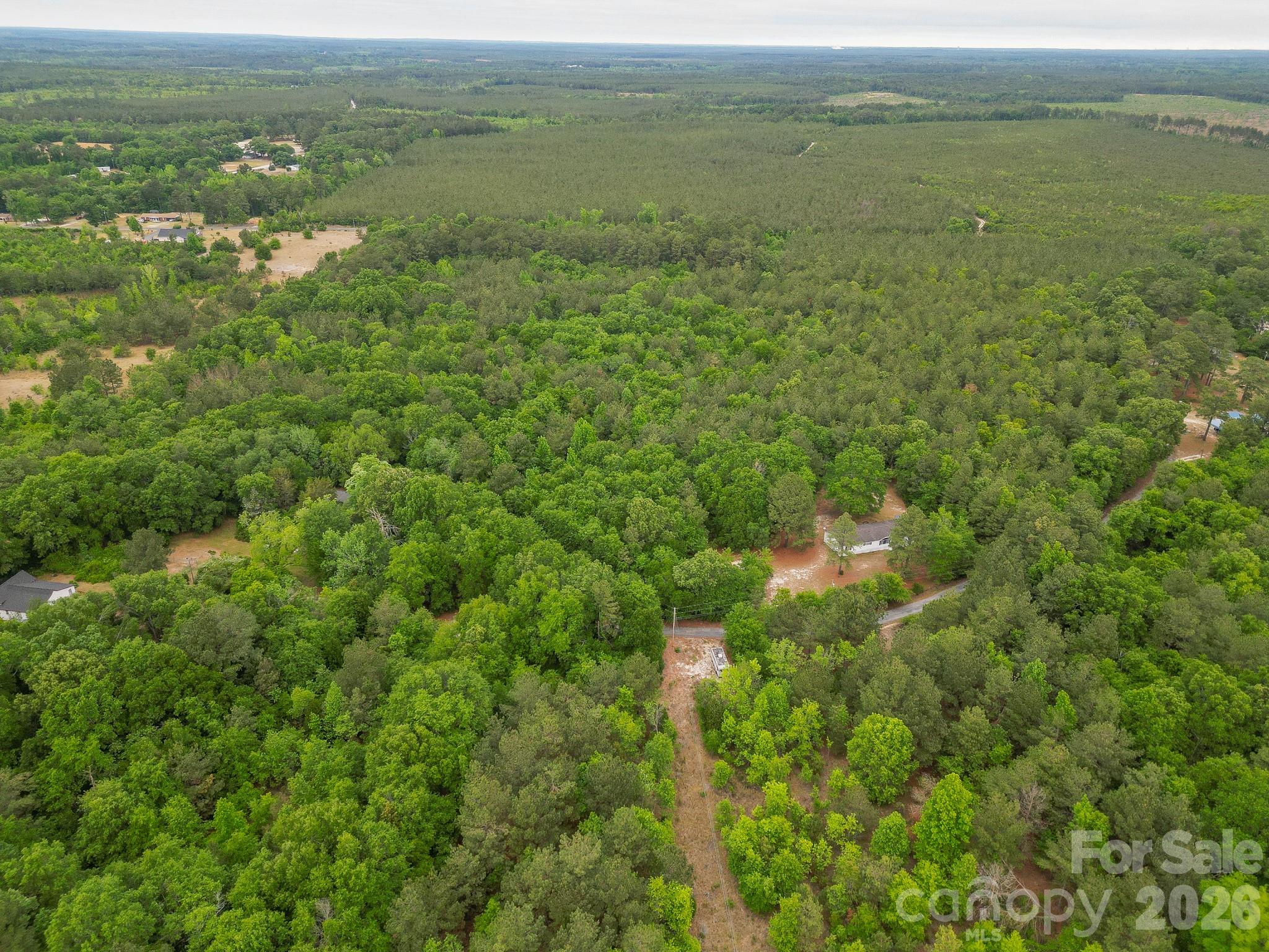 3133 Magnolia Road Bennettsville, SC 29512 - Photo 33 of 41 a view of a city with an ocean