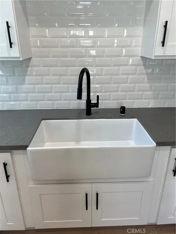 a close view of sink and tap