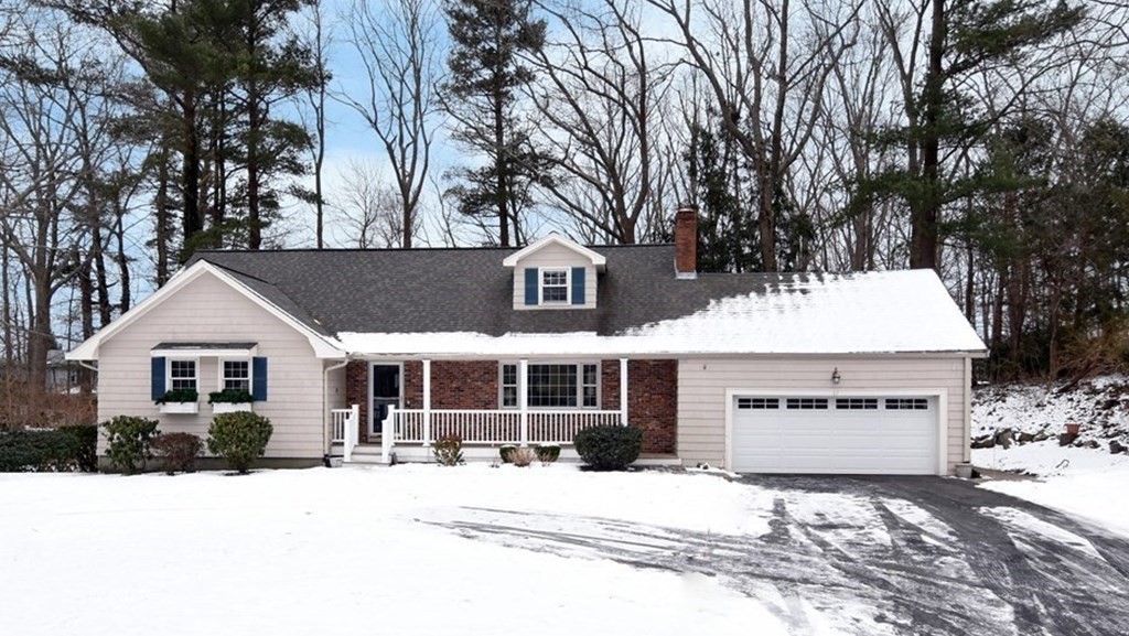 17 Rockland Road Danvers, MA 01923 - Photo 2 of 38 Gallery Image 2