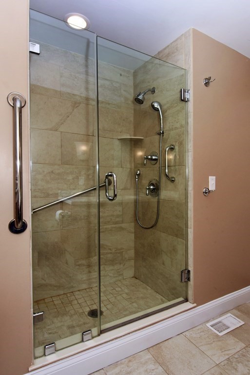 17 Rockland Road Danvers, MA 01923 - Photo 22 of 38 Gallery Image 22