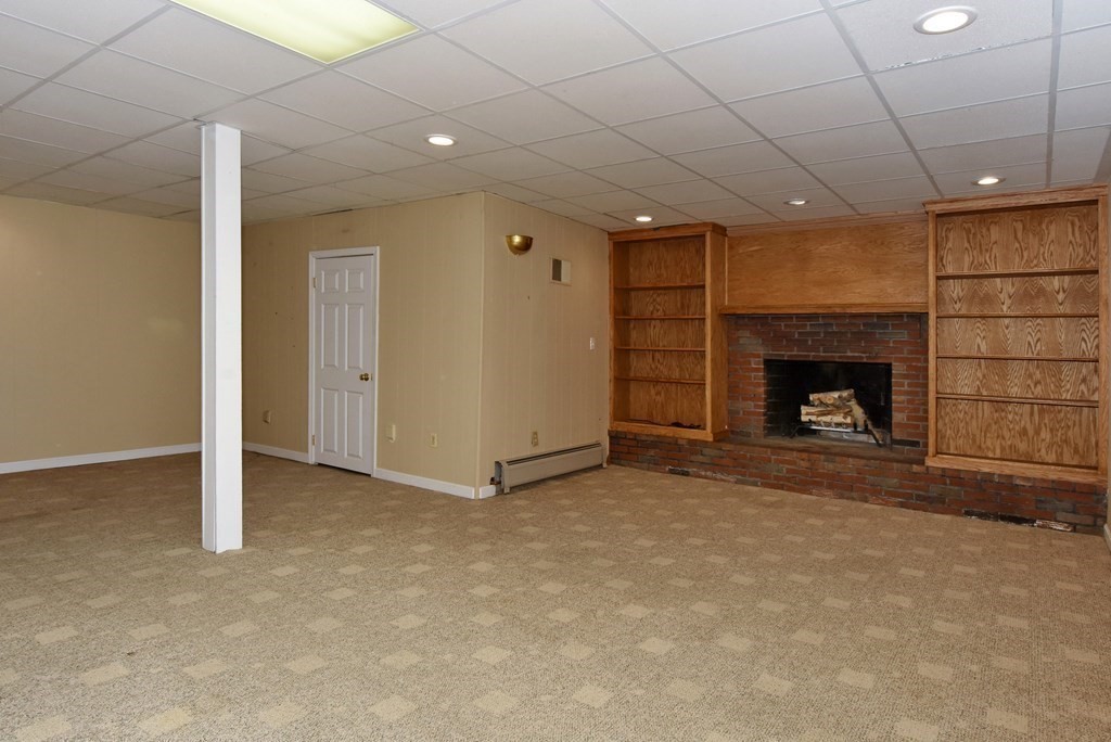 17 Rockland Road Danvers, MA 01923 - Photo 30 of 38 Gallery Image 30