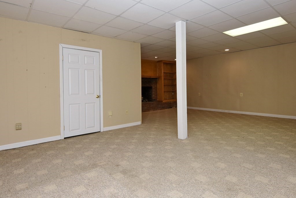 17 Rockland Road Danvers, MA 01923 - Photo 31 of 38 Gallery Image 31
