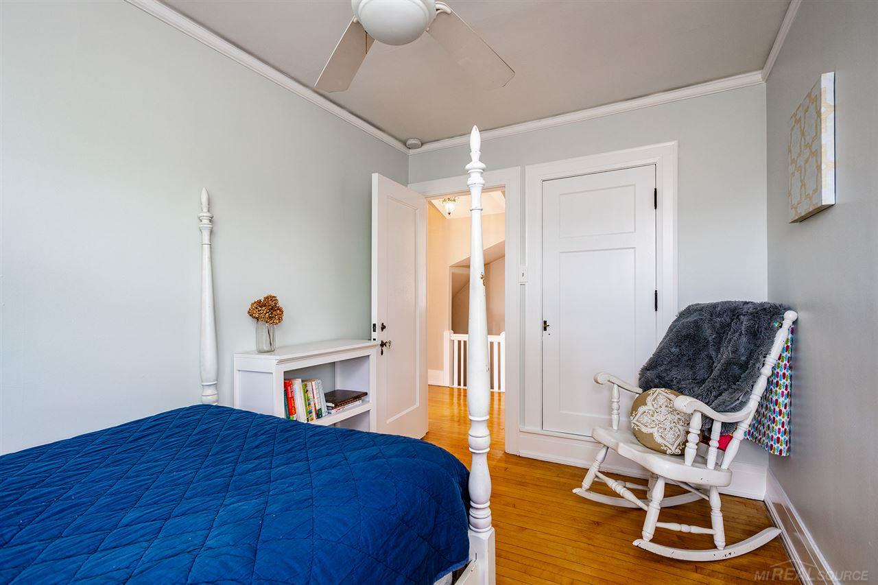 1050 Yorkshire Road Grosse Pointe, MI 48230 - Photo 46 of 85 50012855-45.JPG