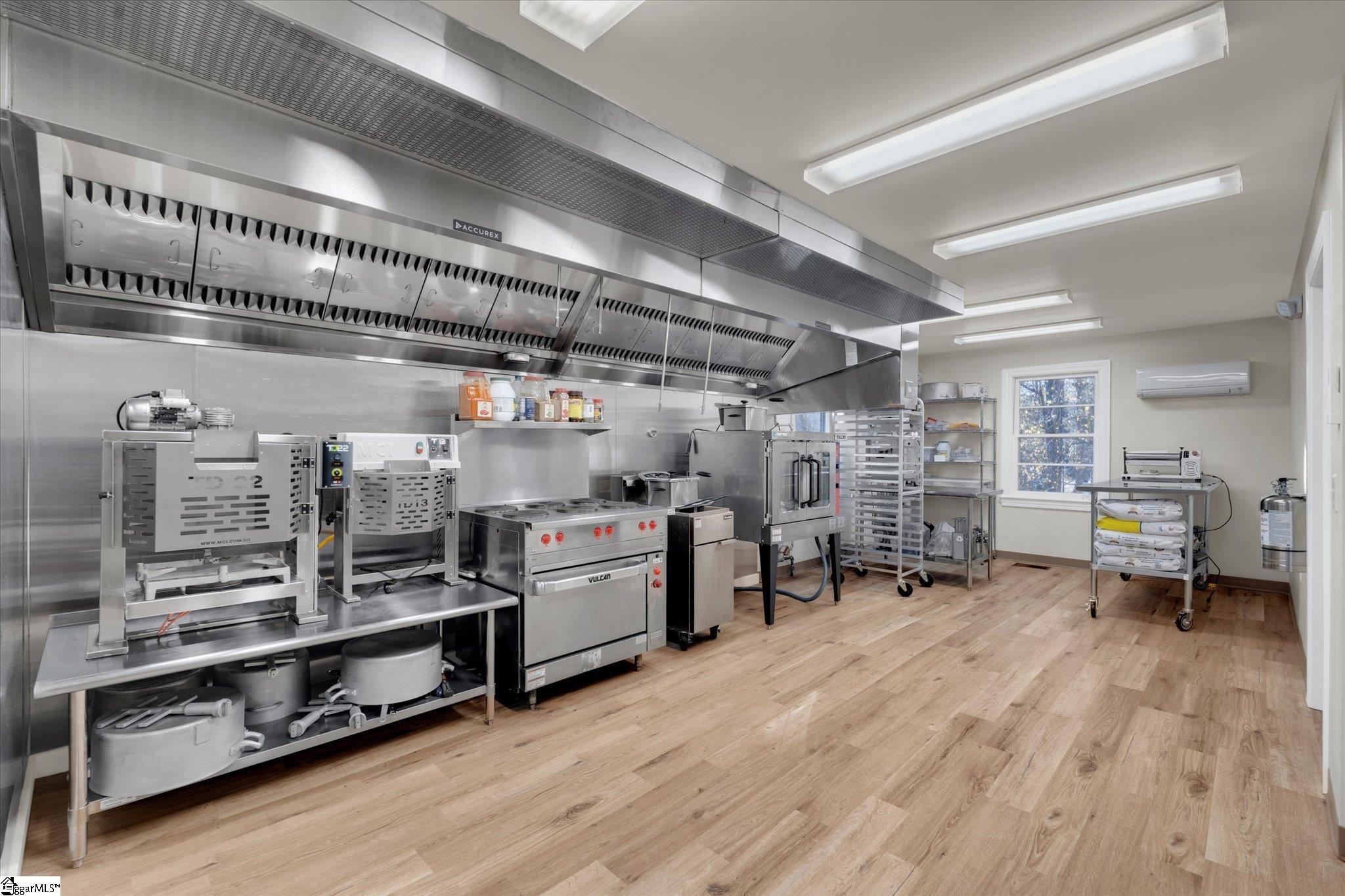 323 West Georgia Road Simpsonville, SC 29681 - Photo 15 of 28