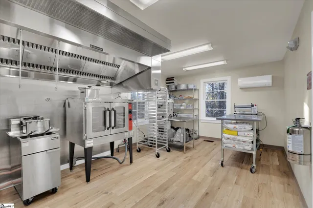 $5,400 | 323 West Georgia Road, Simpsonville, SC 29681