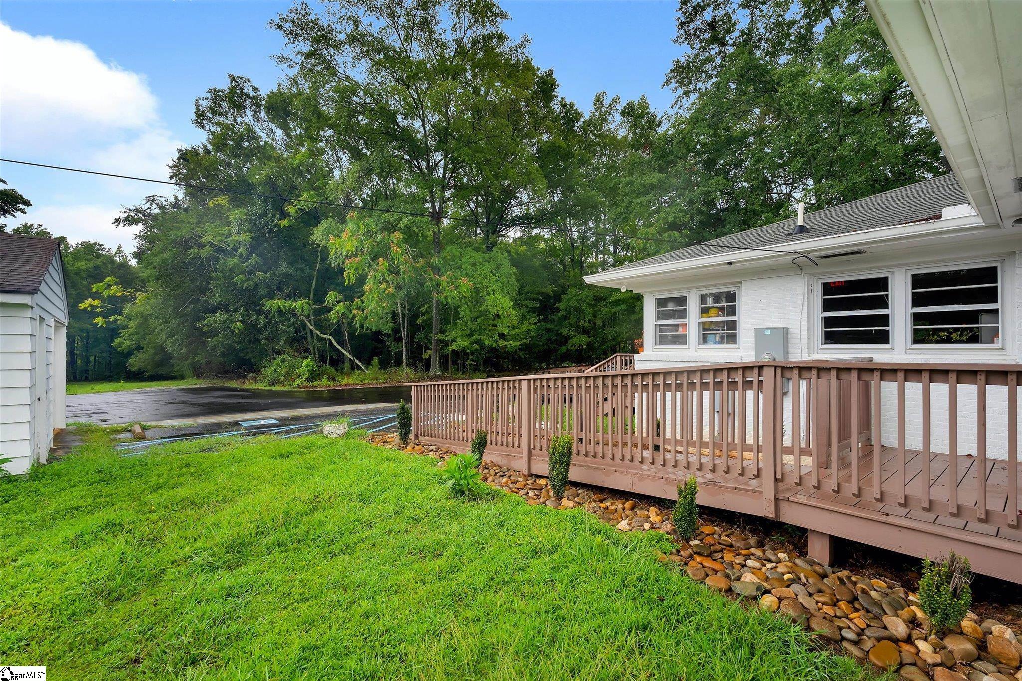 323 West Georgia Road Simpsonville, SC 29681 - Photo 26 of 28