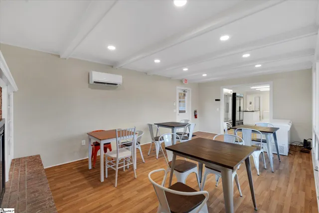 $5,400 | 323 West Georgia Road, Simpsonville, SC 29681