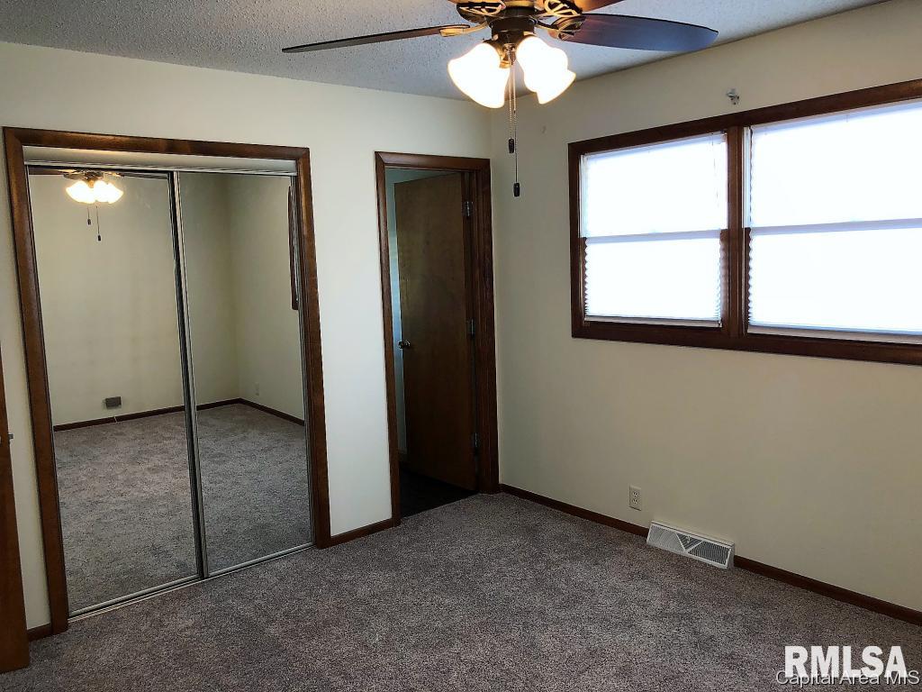 906 Gabbert Road Springfield, IL 62707 - Photo 7 of 15 Gallery Image 7