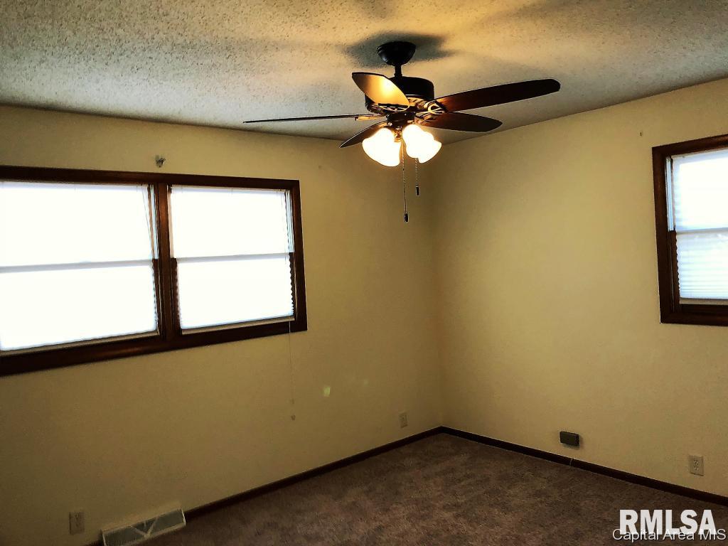 906 Gabbert Road Springfield, IL 62707 - Photo 8 of 15 Gallery Image 8