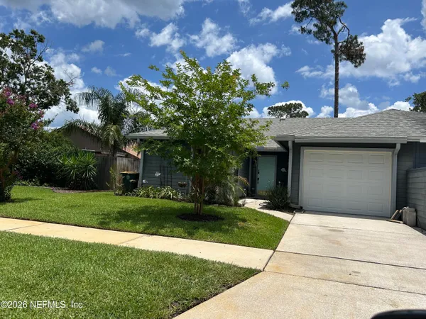 $2,800 | 3123 Courtney Woods Lane West, Jacksonville, FL 32224