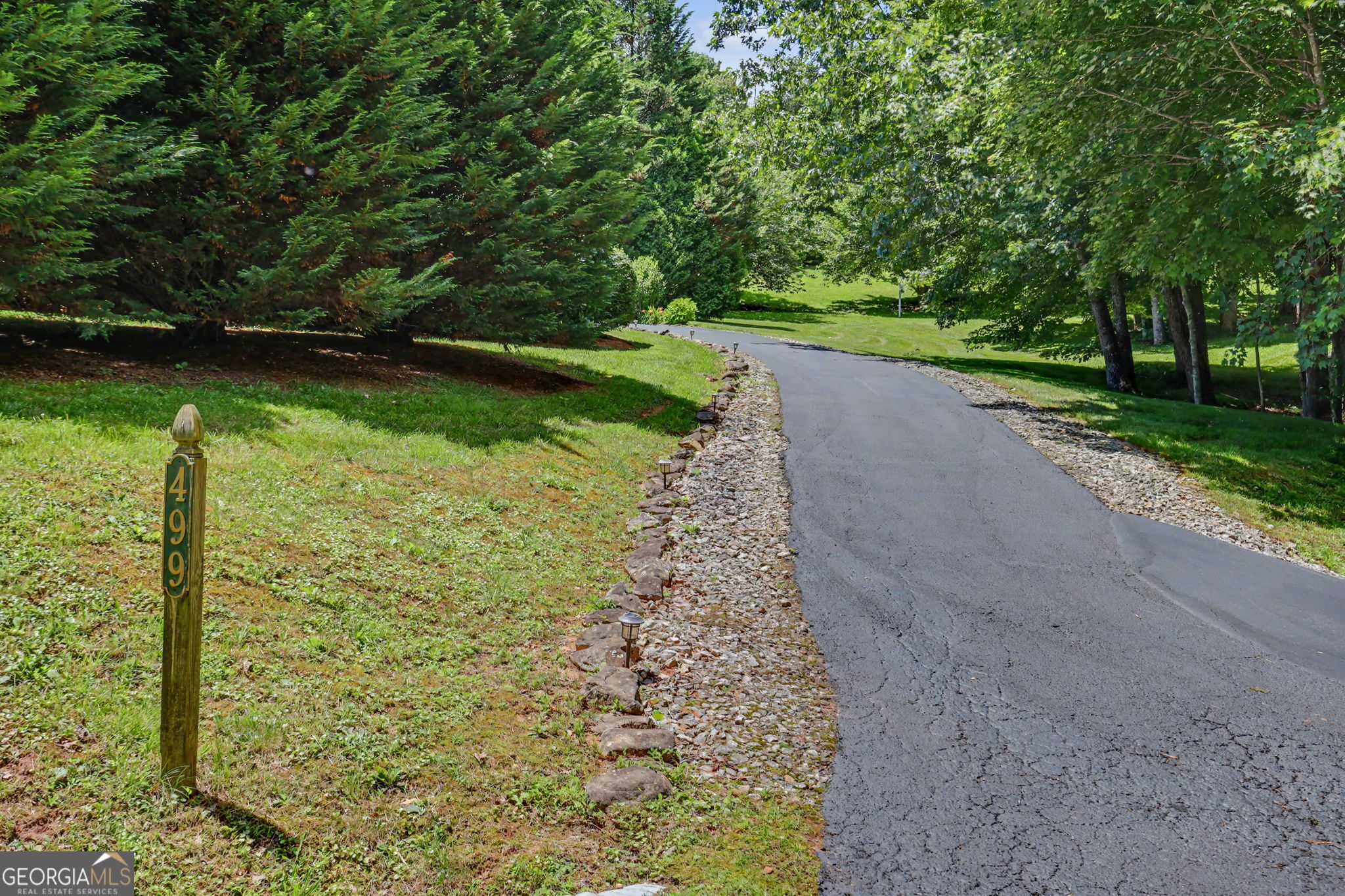 499 Driver Lane Sky Valley, GA 30537 - Photo 6 of 58