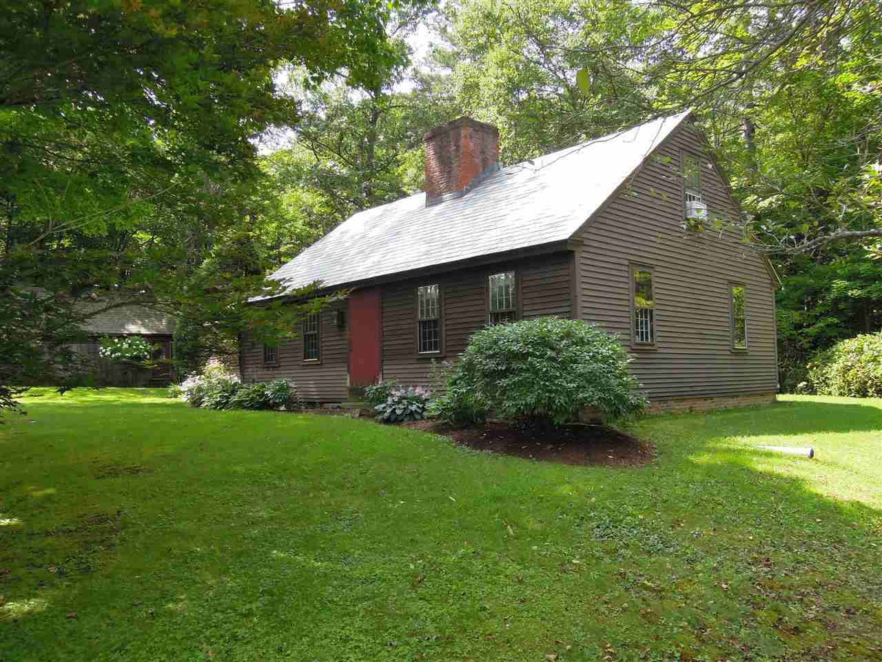 24 County Road Walpole, NH 03608 - Photo 2 of 40