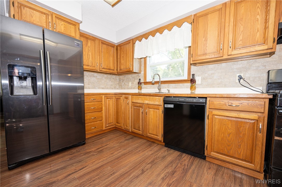 7559 Erie Road Evans, NY 14047 - Photo 11 of 41