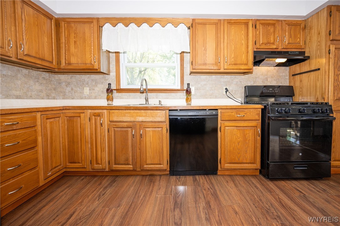 7559 Erie Road Evans, NY 14047 - Photo 12 of 41