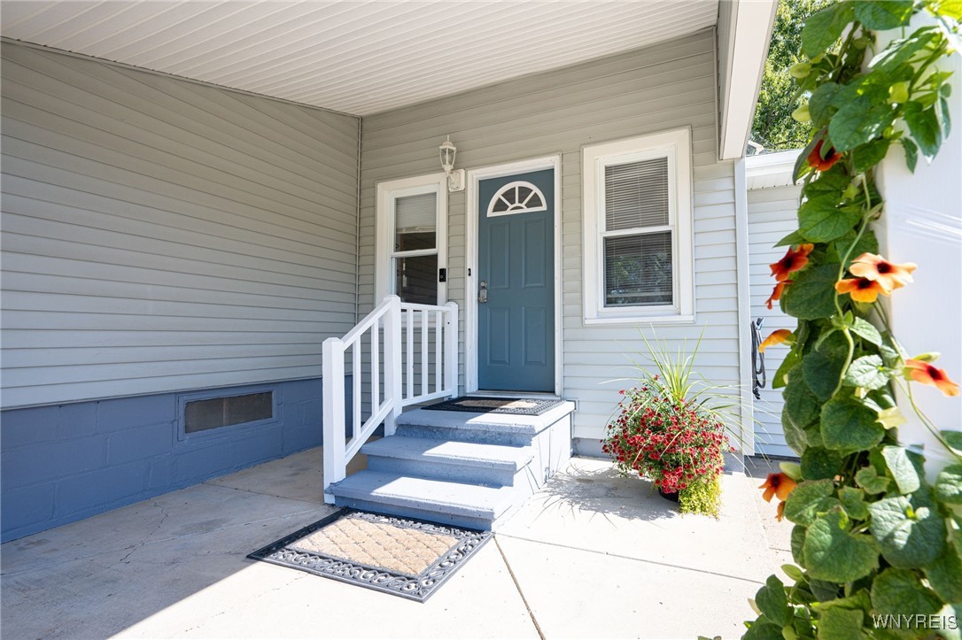 7559 Erie Road Evans, NY 14047 - Photo 6 of 41