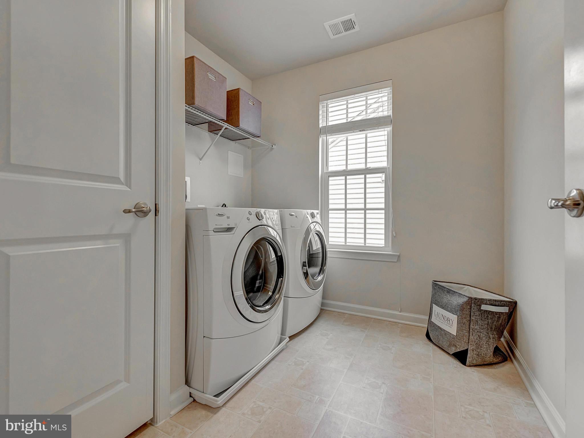 9159 Bealls Farm Road Frederick, MD 21704 - Photo 21 of 30 Convenient upper-level laundry.