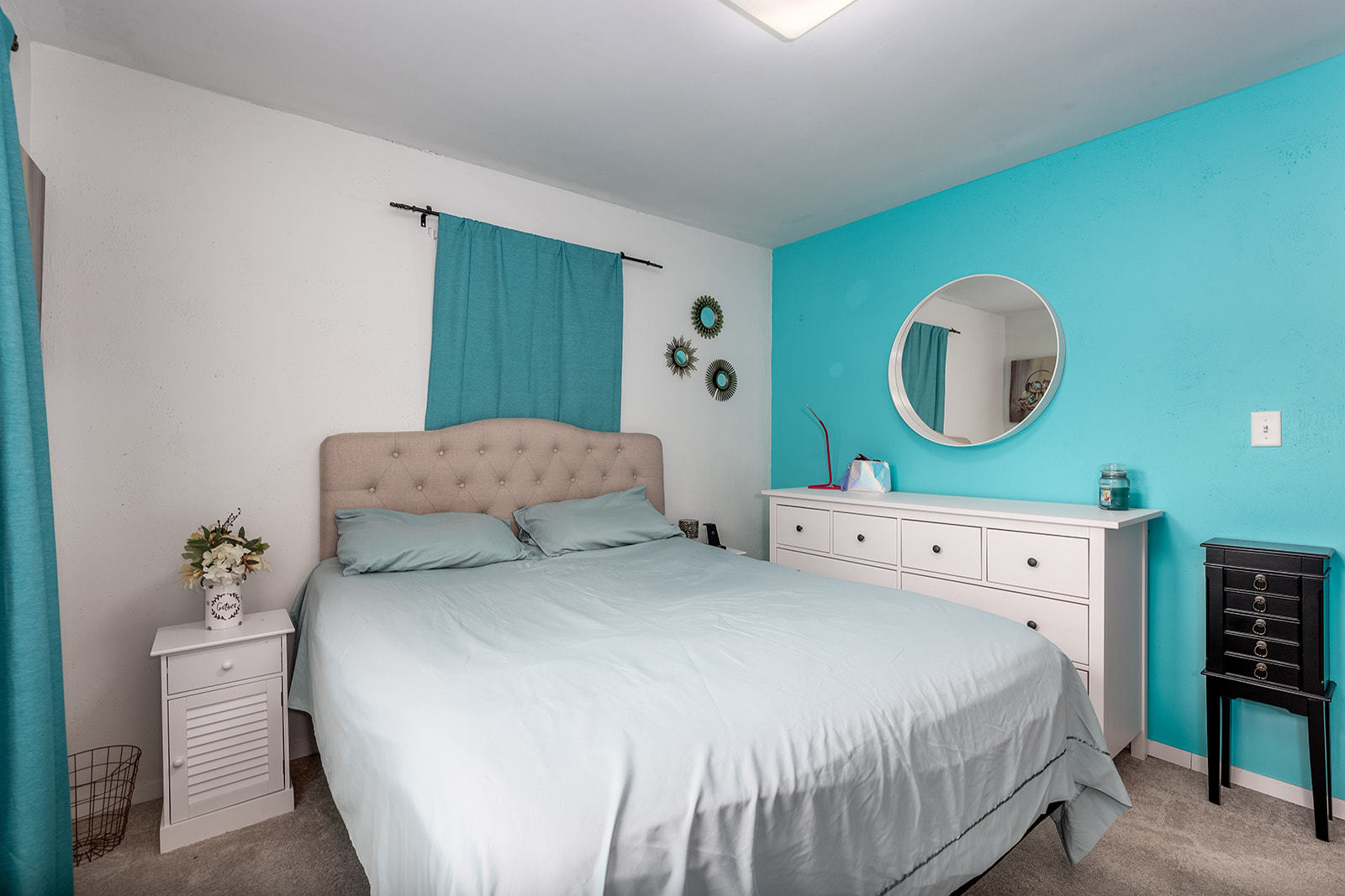 2134 Root Street Crest Hill, IL 60403 - Photo 9 of 17 a bedroom with a bed and a painting on the wall