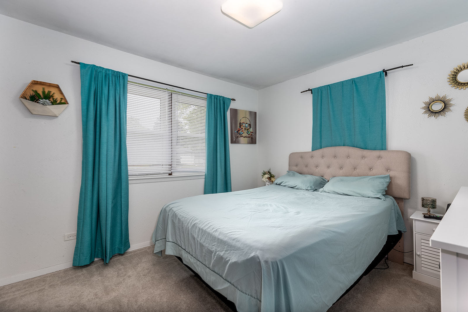 2134 Root Street Crest Hill, IL 60403 - Photo 10 of 17 a bedroom with a bed and a window