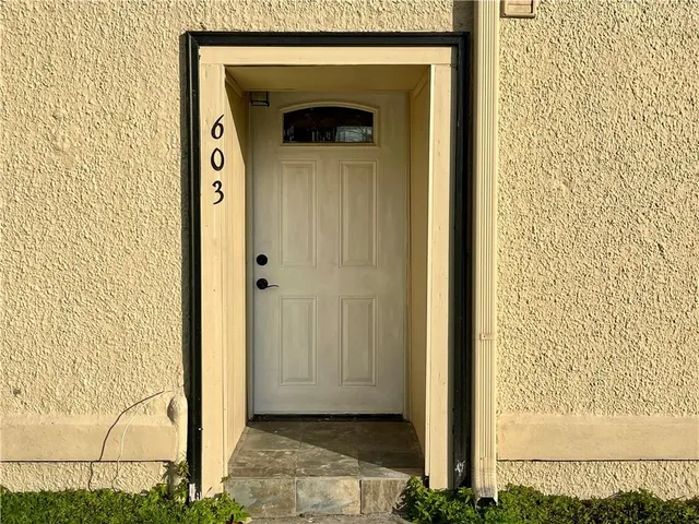 $1,200 | 603 Clare Court, New Orleans, LA 70124