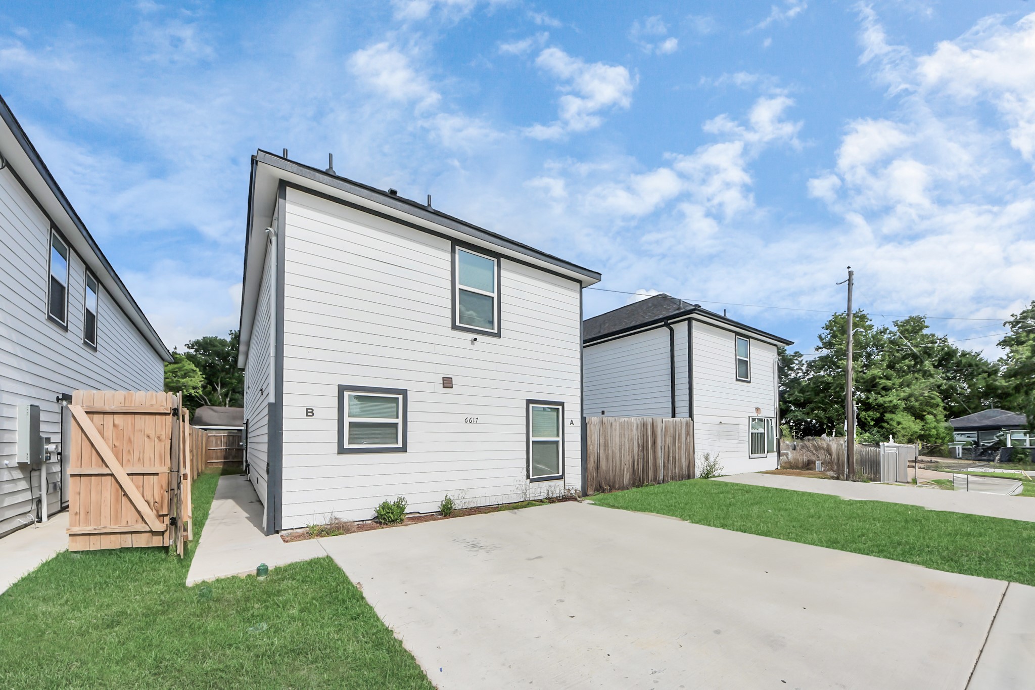6609 Bacher Street, Unit A Houston, TX 77028 - Photo 2 of 33 a view of outdoor space yard and house