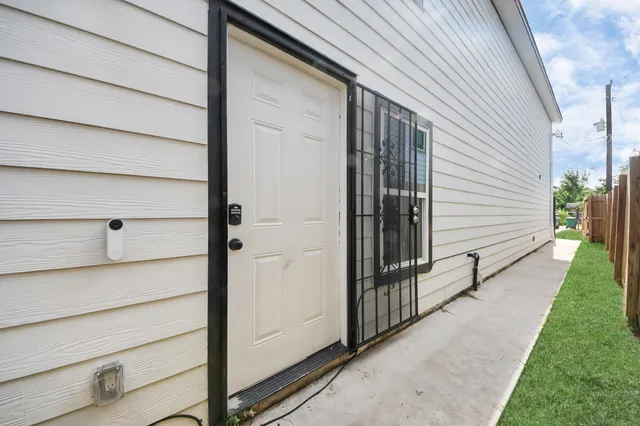 $1,700 | 6609 Bacher Street, Unit A, Houston, TX 77028