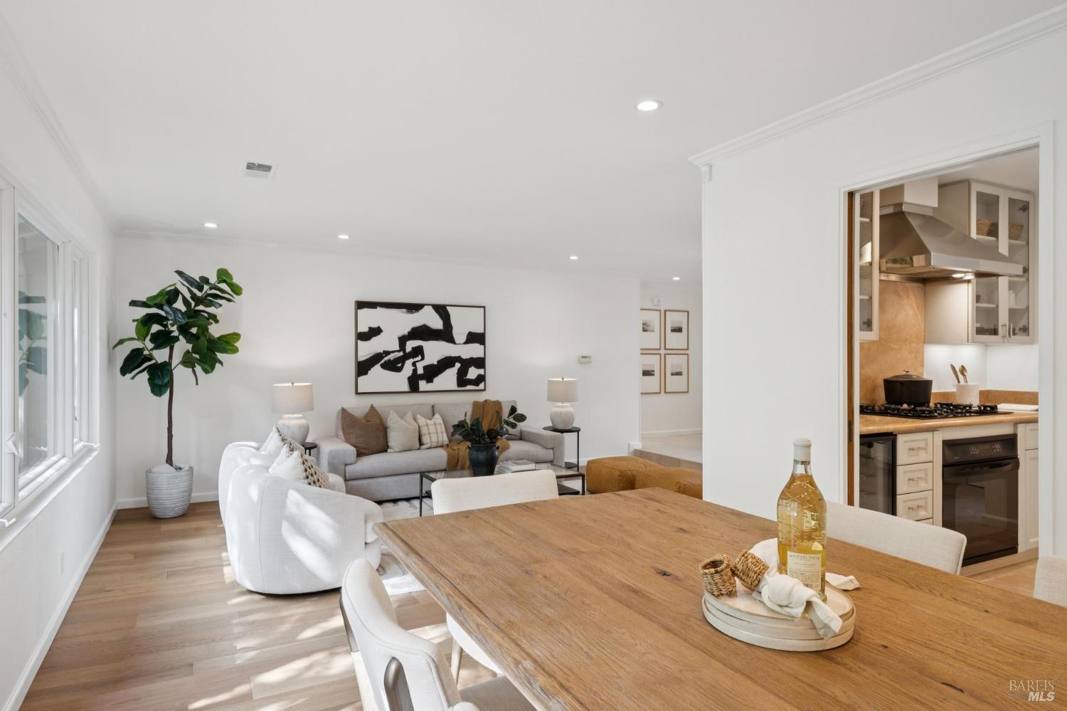 23 Corte Del Rey San Rafael, CA 94903 - Photo 11 of 47