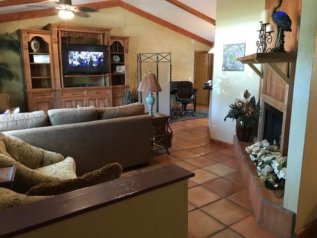 904 Pompano Drive Jupiter, FL 33458 - Photo 4 of 23 Pompano Living Area