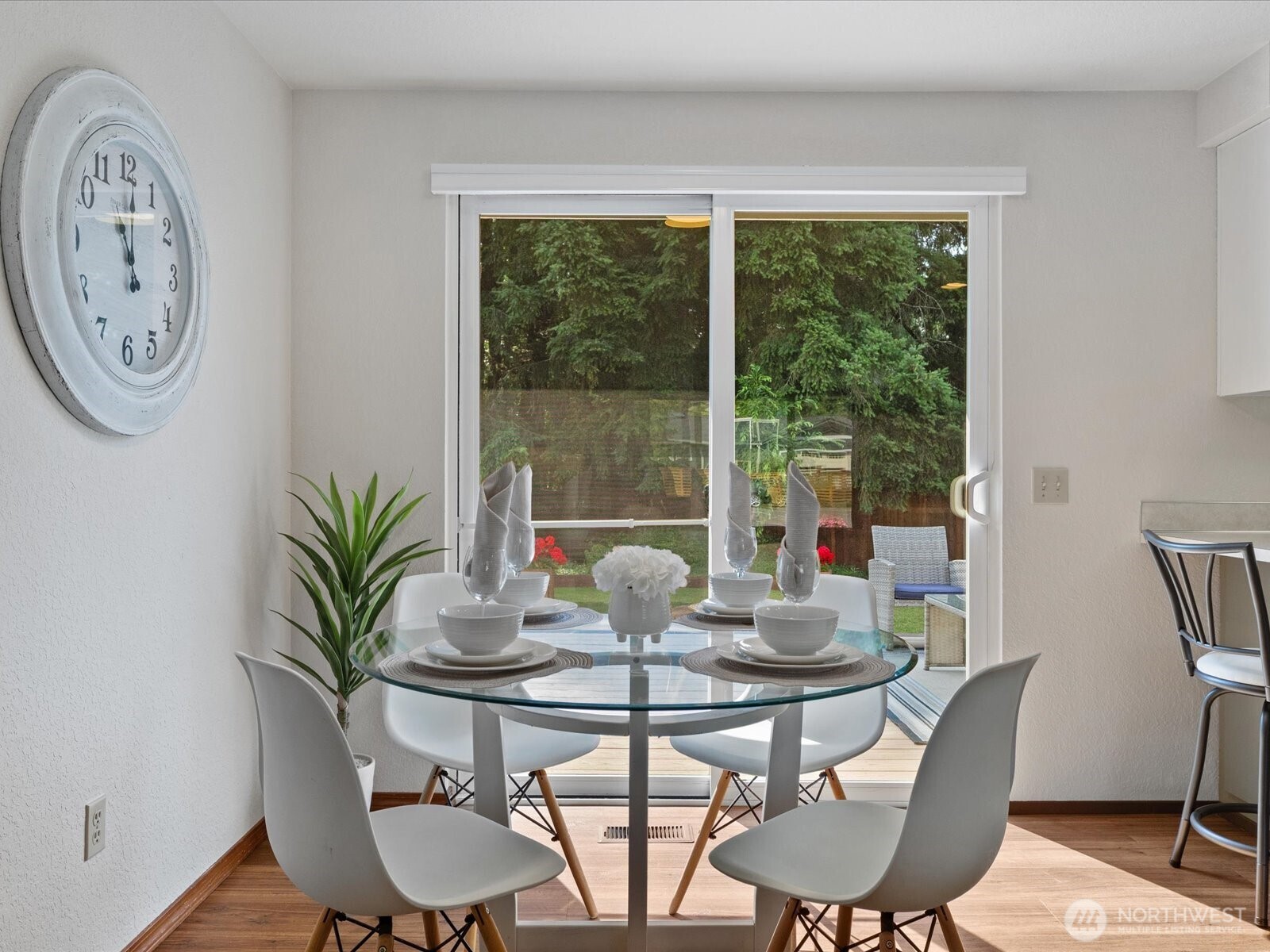 16811 5th Avenue Southeast Bothell, WA 98012 - Photo 12 of 36 Gallery Image 12