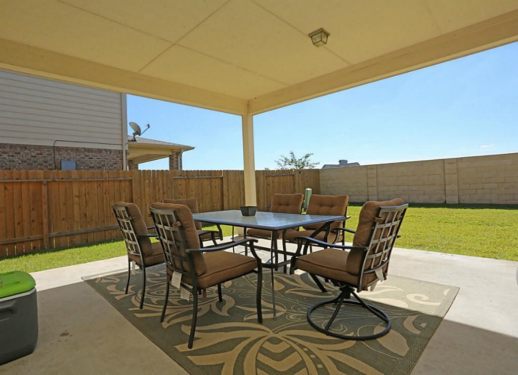 2710 Diamond Vista Lane Rosharon, TX 77583 - Photo 24 of 32 Gallery Image 24