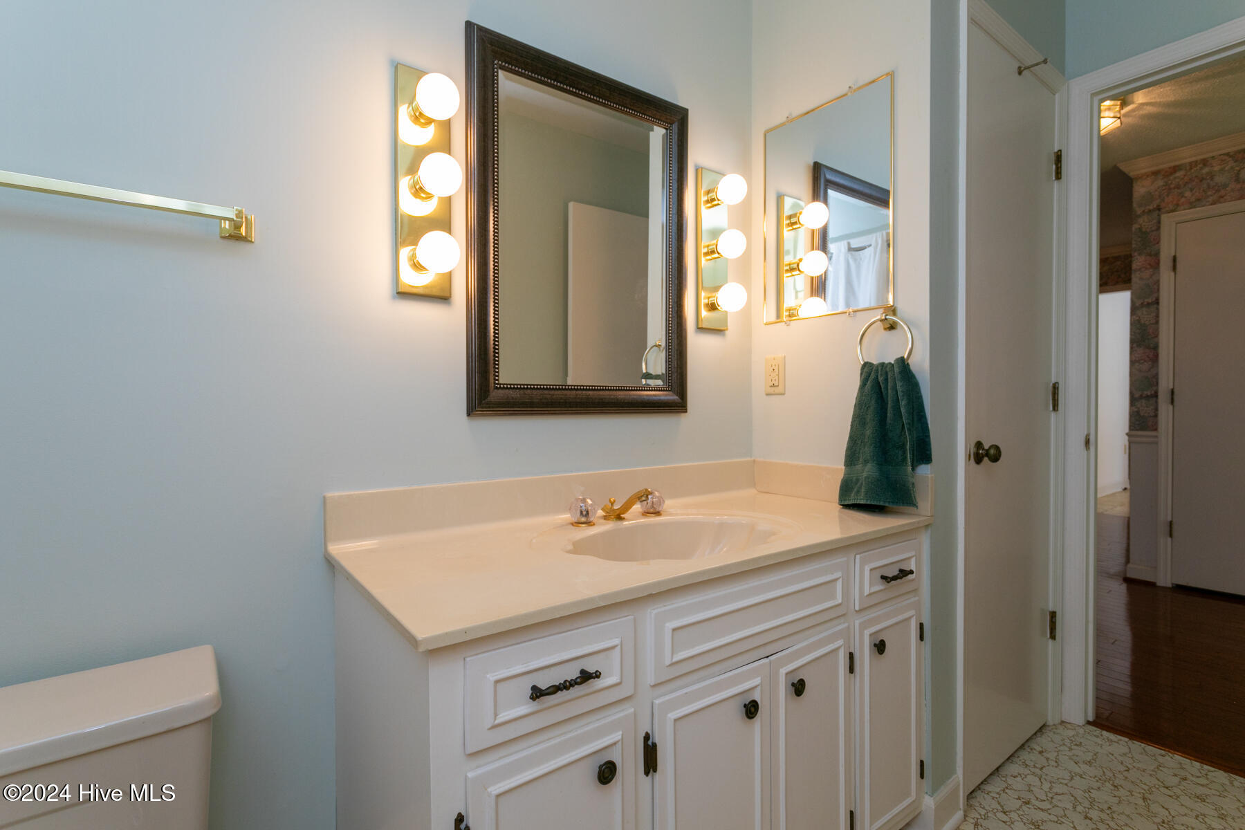 110 Burning Tree Road Pinehurst, NC 28374 - Photo 20 of 34 bath2-2
