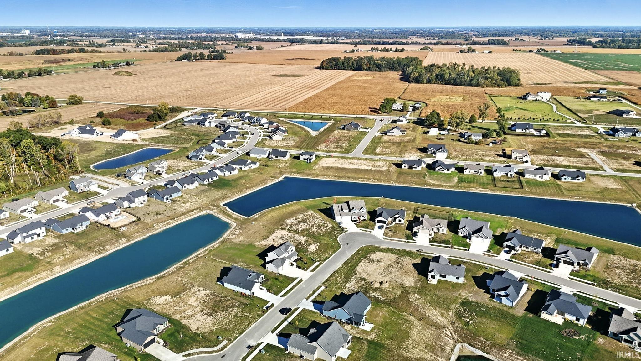 885 Zenos Boulevard Fort Wayne, IN 46818 - Photo 2 of 36