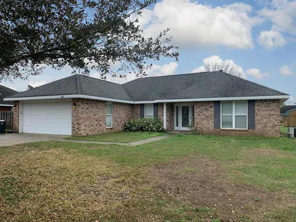 $1,700 | 8927 Gale Rowe Lane, Fairhope, AL 36532
