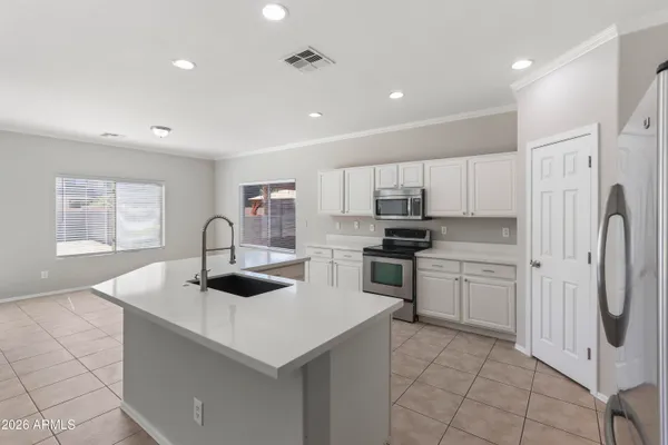 $1,895 | 44117 West Windrose Drive, Maricopa, AZ 85138